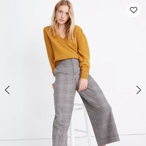 MADEWELL Westgate V-Neck Sweater in Coziest Yarn